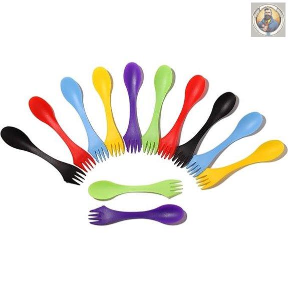 Arroyner 30Pcs Plastic 3-in-1 Travel Sporks